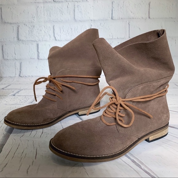 STEVE MADDEN Briidge Suede Chukka Boot - Sandy Tan - Picture 1 of 8